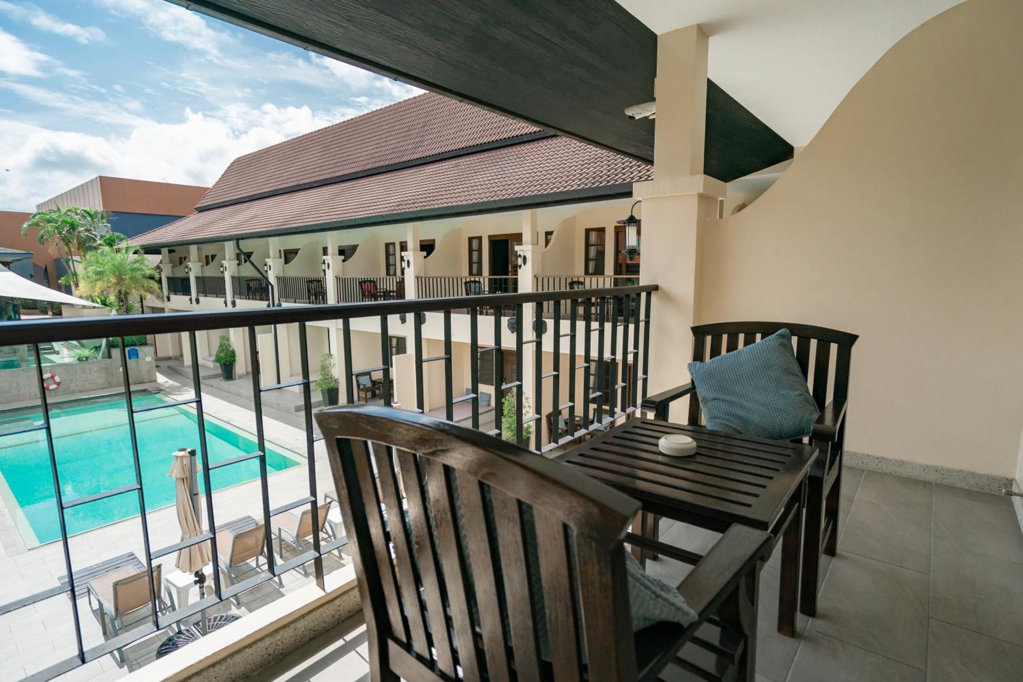 Naiya Buree Boutique Resort Nai Harn Экстерьер фото